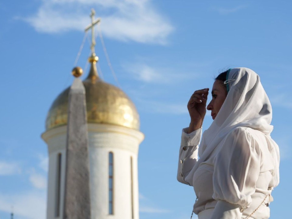 День всех святых в 2025 году: как призвать своего небесного защитника 15 июня