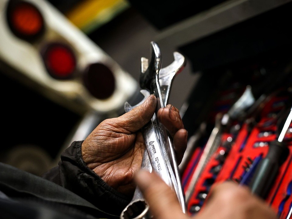 Названы 11 полезных дел с автомобилем на даче