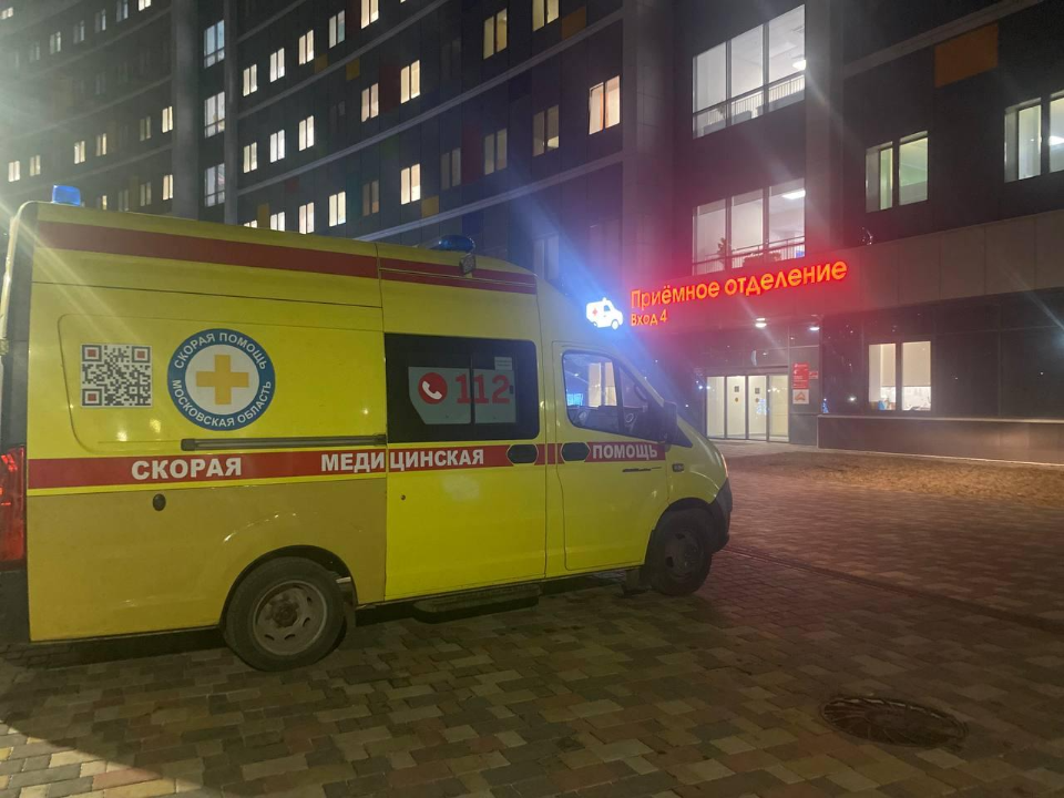 Медики можайской скорой помощи спасли жизнь охранника банка