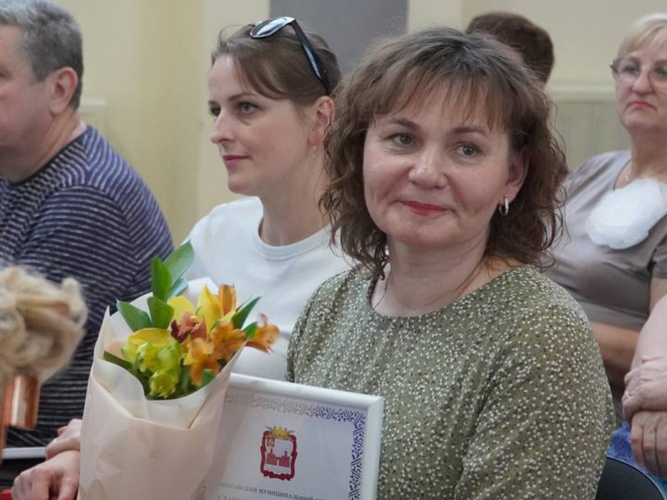 В Можайском округе поздравили социальных работников с профессиональным праздником