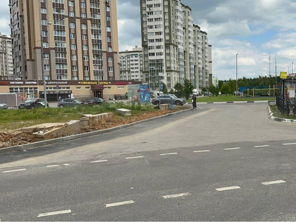В микрорайоне Южный расширили дорогу для автобусов