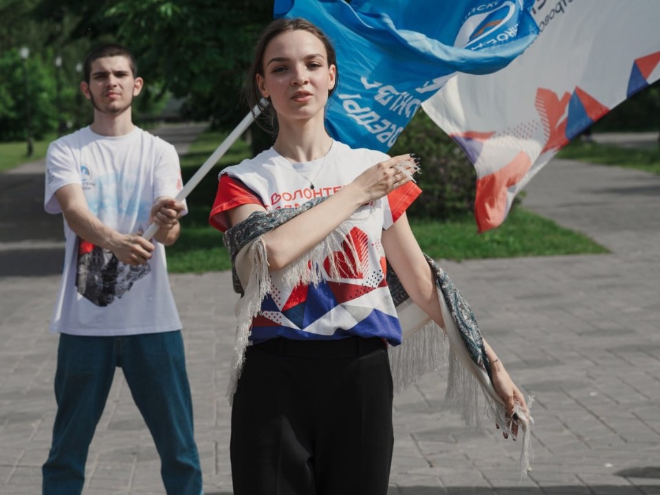 Молодежь Лосино-Петровского креативно отметила День России
