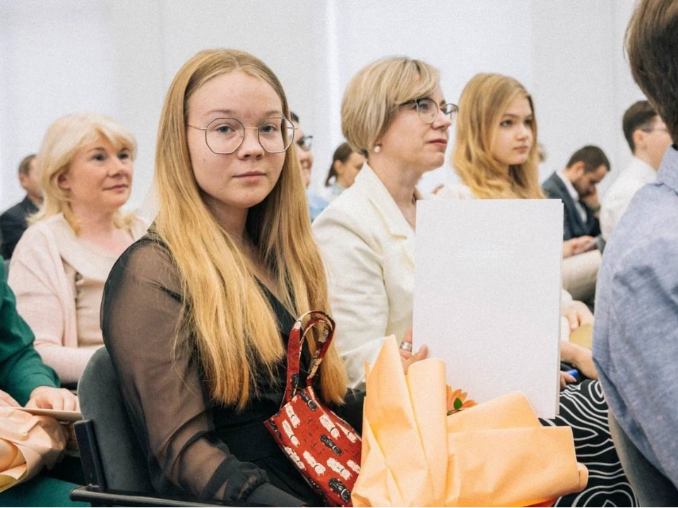 Школьные чемпионы: в Домодедове наградили победителей Всероссийской олимпиады