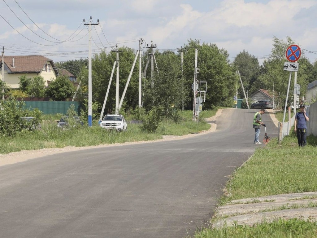 Новые дороги появились на улицах Серова, Васнецова и Репина города Хотьково
