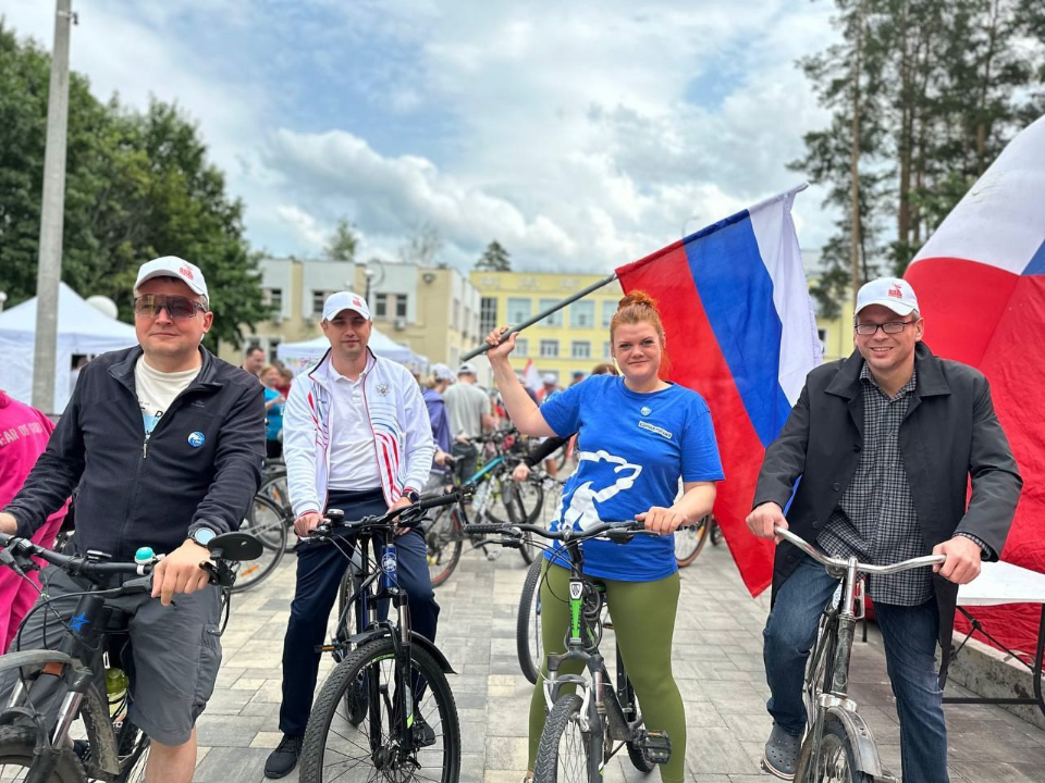 Велопробег, ярмарка и концерты: в Дубне отмечают День России