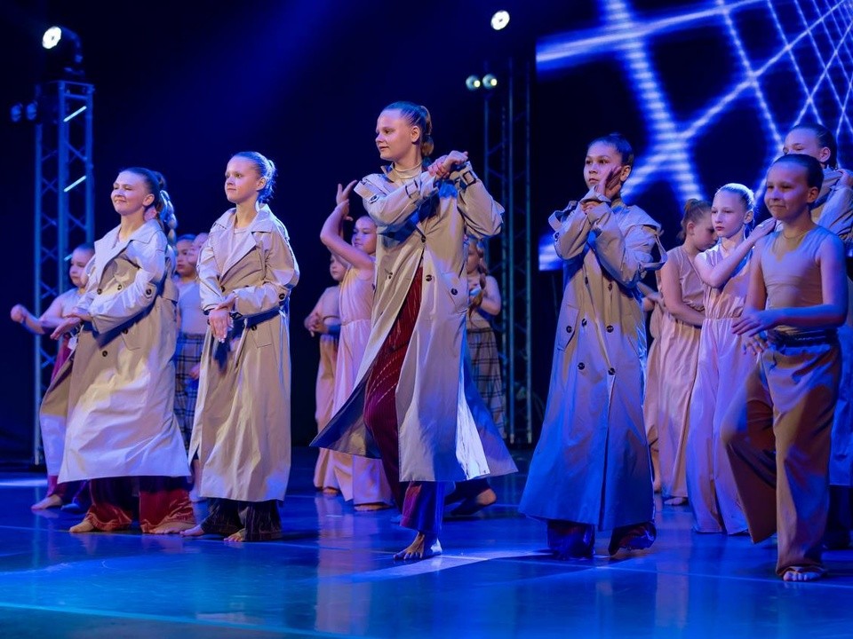 В Зимнем театре более 170 артистов стали участниками концерта студии «Stage»