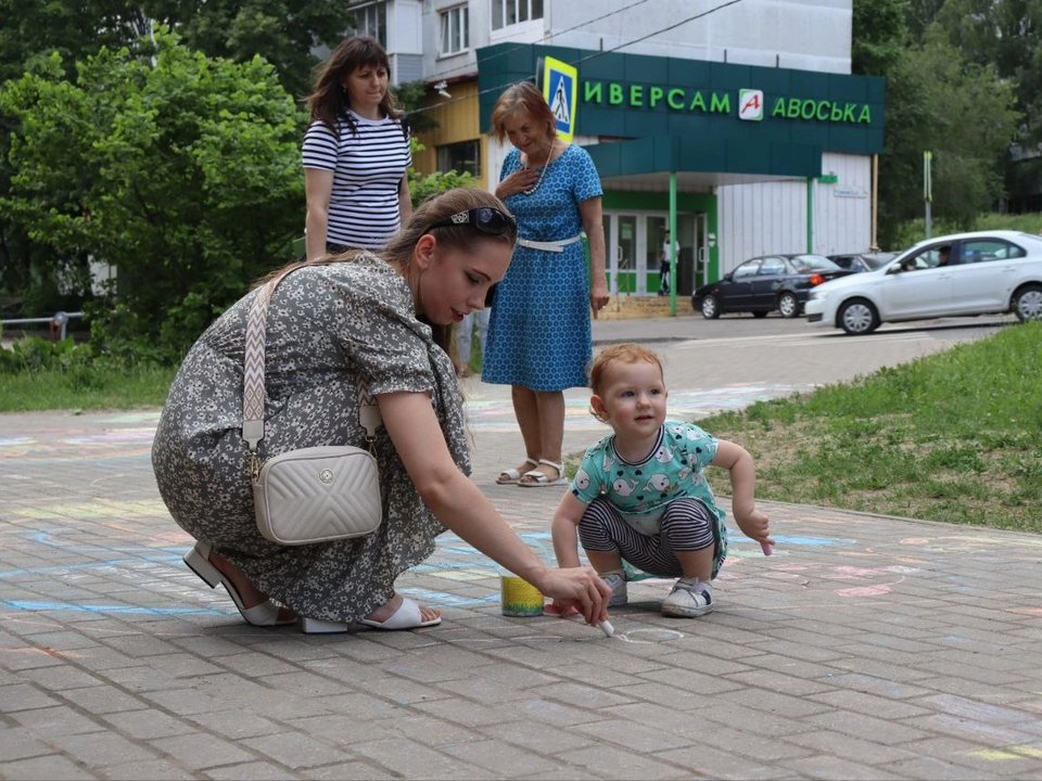 Акцию по рисованию мелками на асфальте «Пушкин в городе» запускают в Дзержинском