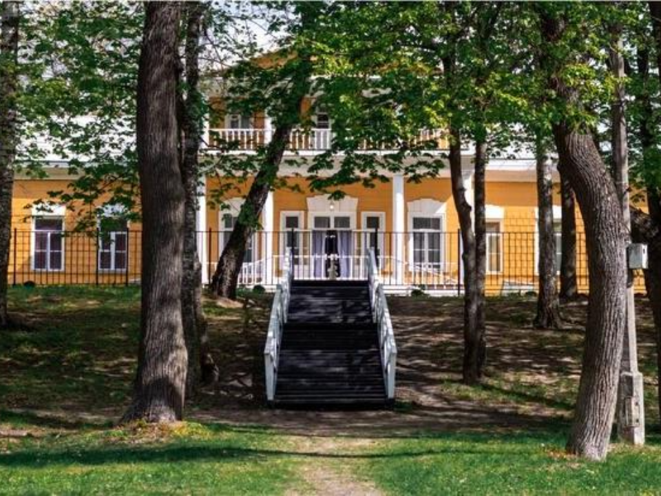 В Щелкове подключили к электросетям площадку для фестивалей в парке