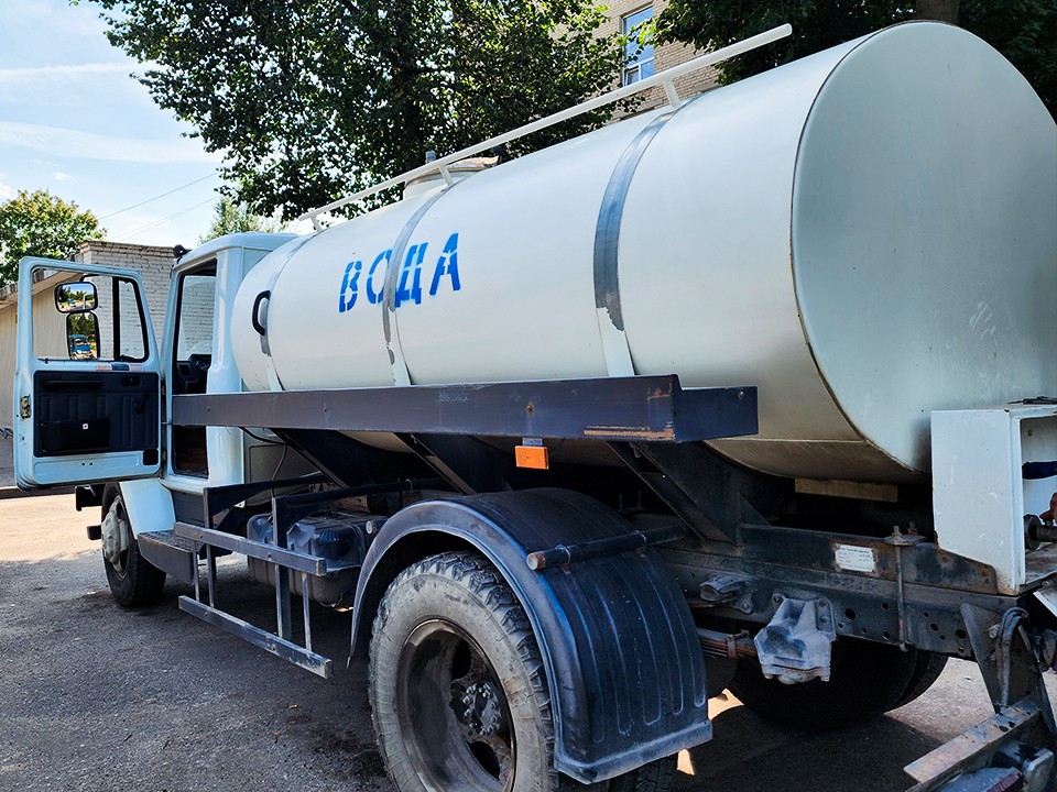 Для жителей Новых Водников организовали подвоз воды из-за аварии на электросетях
