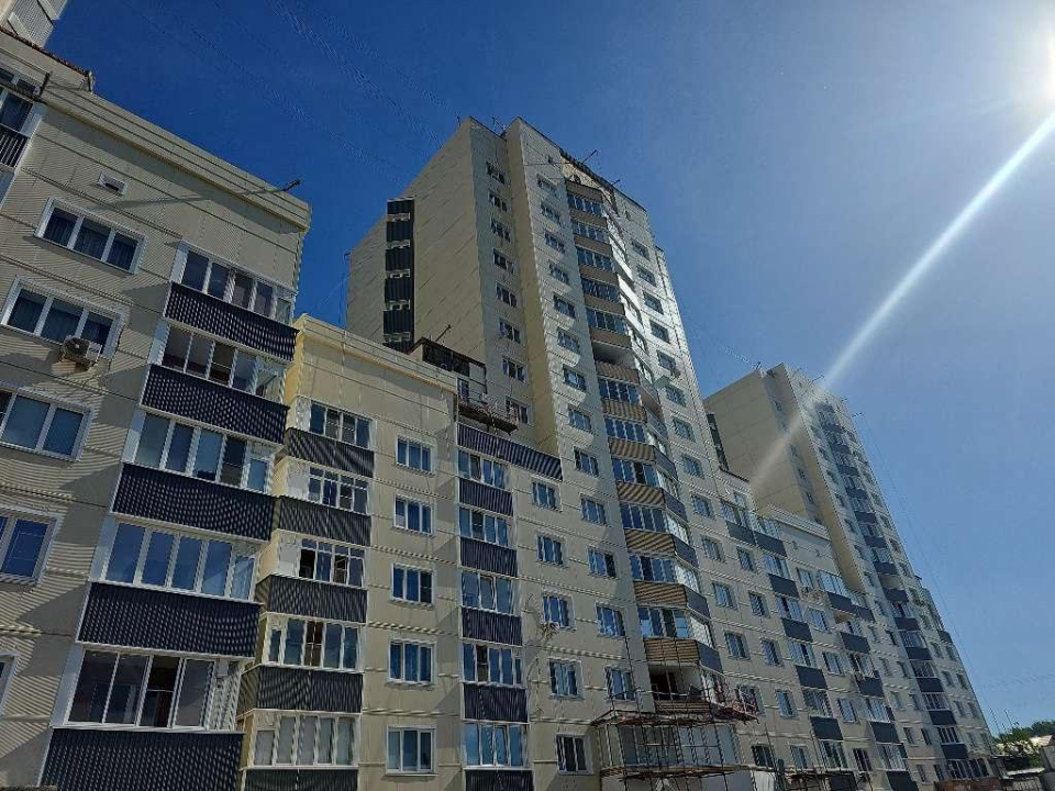 В Чехове отремонтируют фасад 14-этажного дома близ парка