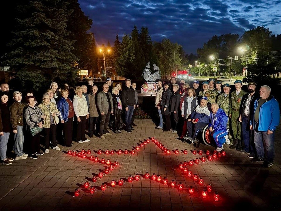 Клин зажег звезду памяти в ночь скорби
