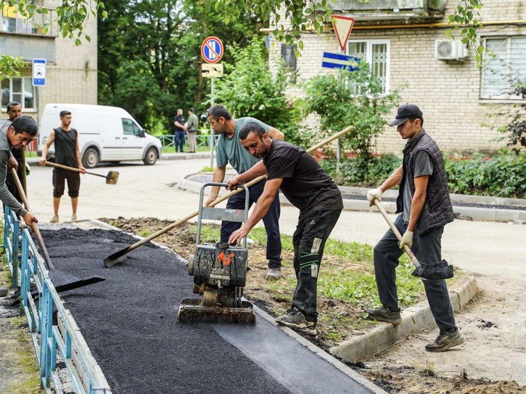 Масштабное обновление дворов стартовало на Сходне