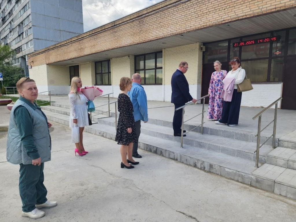 Культурно-досуговый центр «Квант» в Электроуглях обновил входную группу
