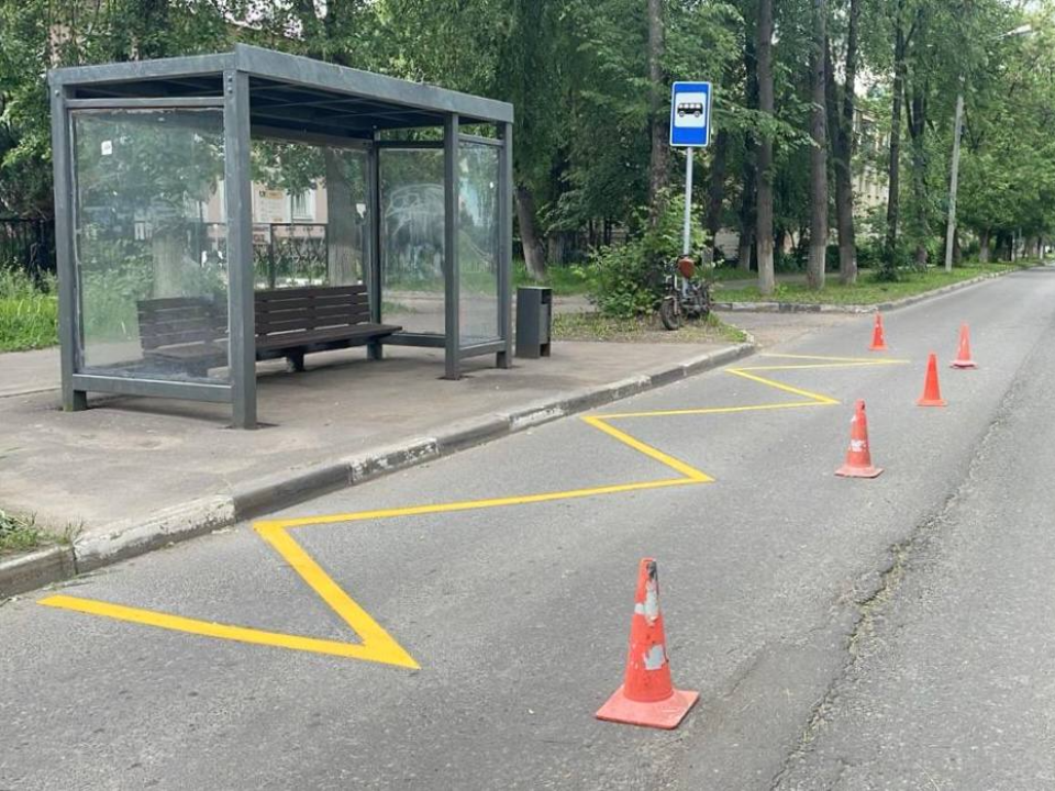 В Лобне начали обновлять дорожную разметку
