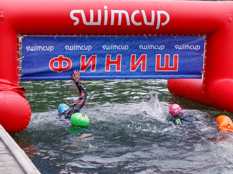 В Подмосковье стартовала серия массовых заплывов Swimcup Open Water