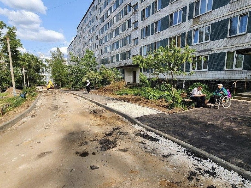 Дмитров обновит дворы на улице Космонавтов