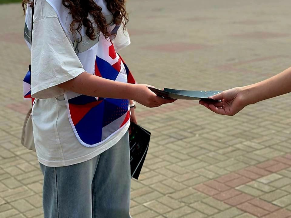 Волонтеры Электрогорска взяли с горожан обещание соблюдать правила дорожного движения