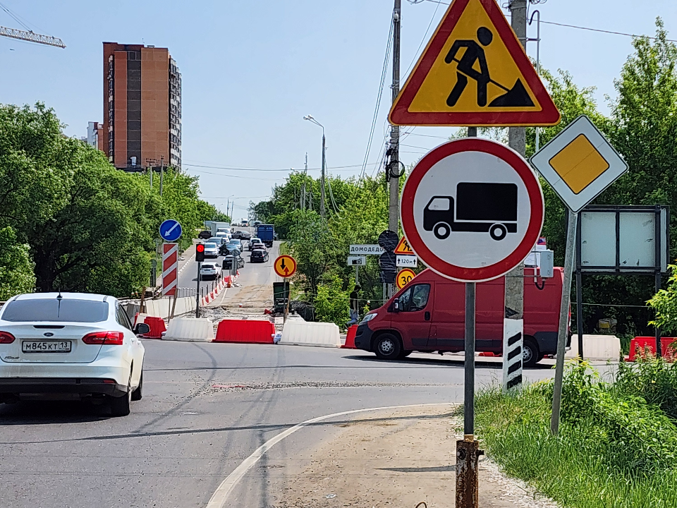 Движение по Большому мосту через реку Рожайку будет временно перекрыто