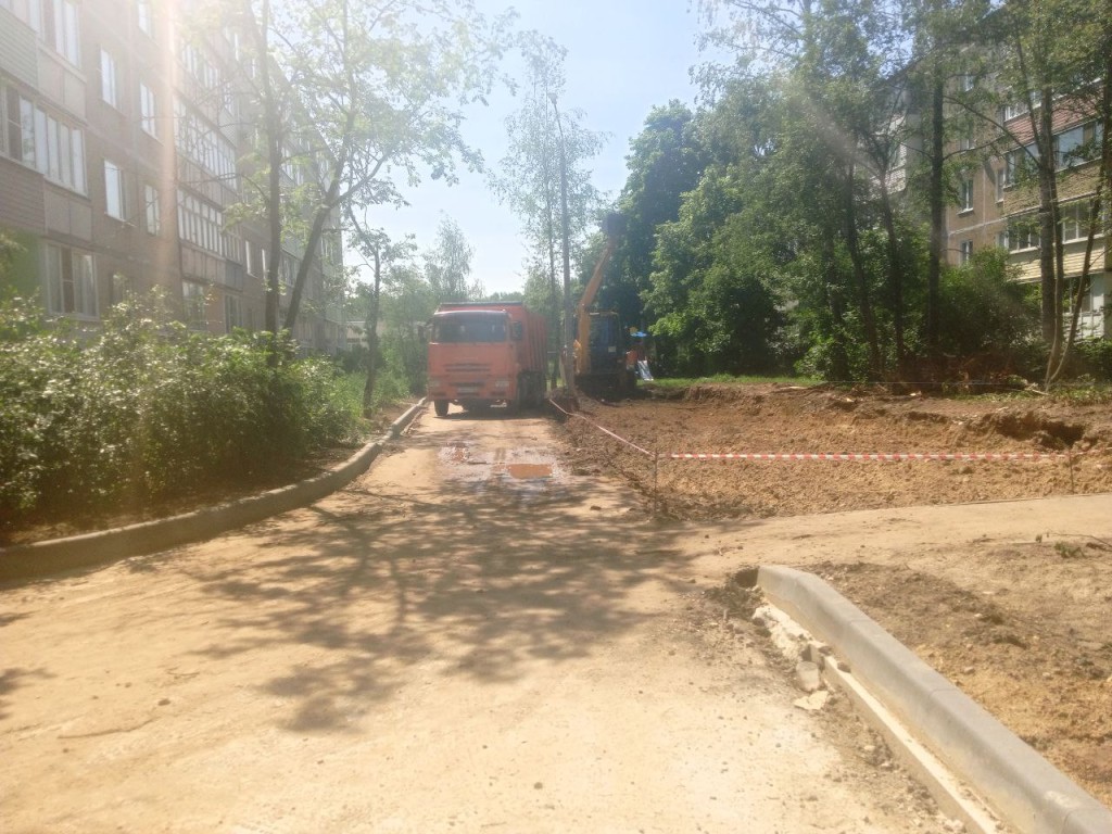 В двух дворах 3-го микрорайона сделают новые парковки