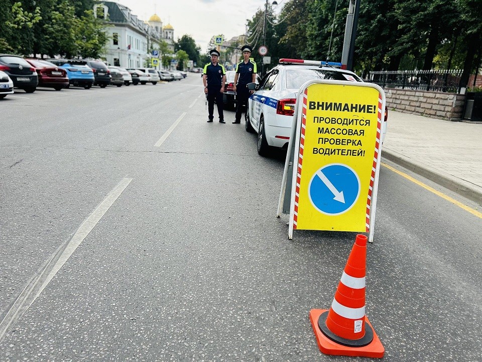 Одинцовские госавтоинспекторы провели рейд «Детское кресло»