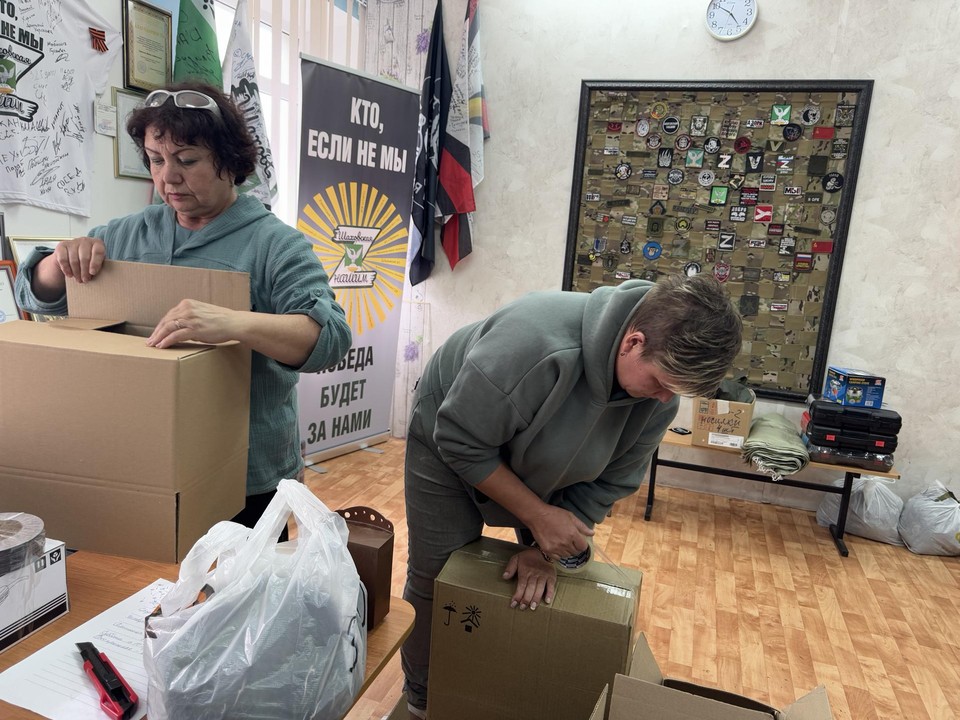 Волонтеры Шаховской отправили «за ленточку» снаряжение, матрасы и продукты