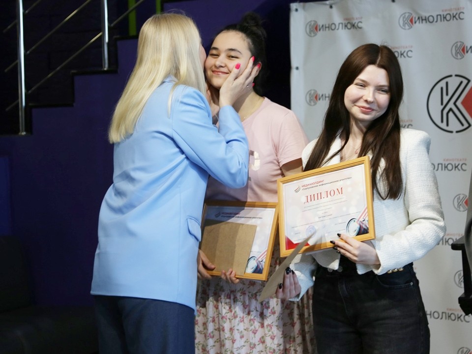 Школьные тележурналисты Серпухова отметили выпускной