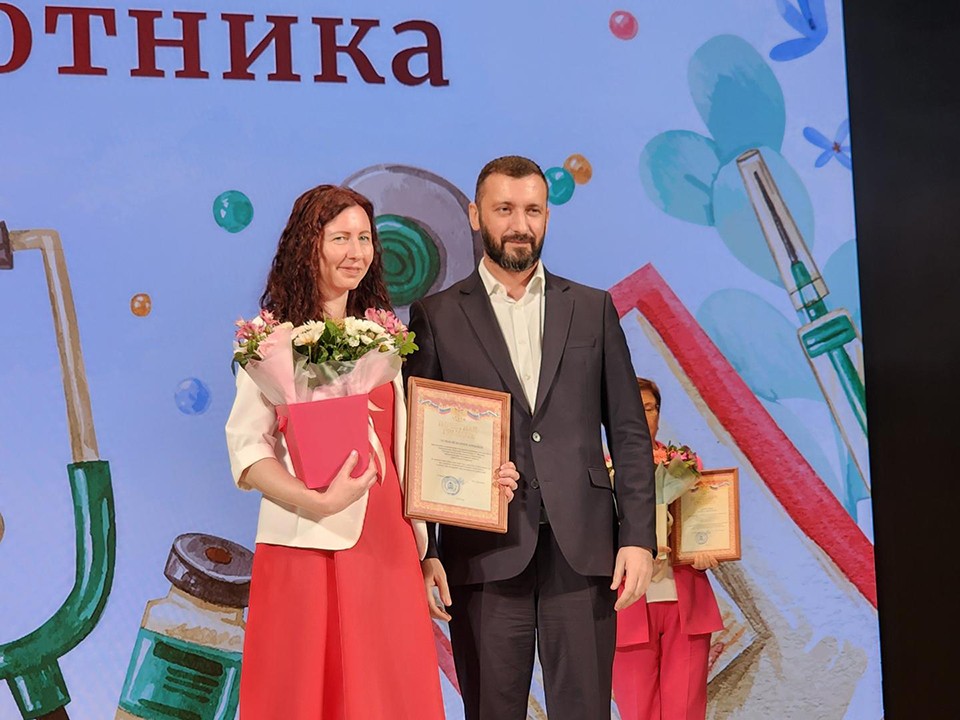 Медработников Щелковской больницы поздравили с профессиональным праздником