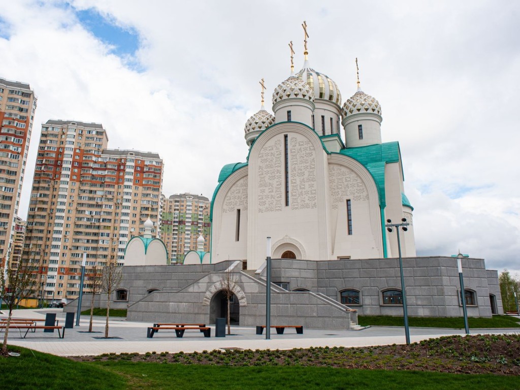 Подмосковный храм из Красногорска возглавил топ-5 красивейших храмов Москвы