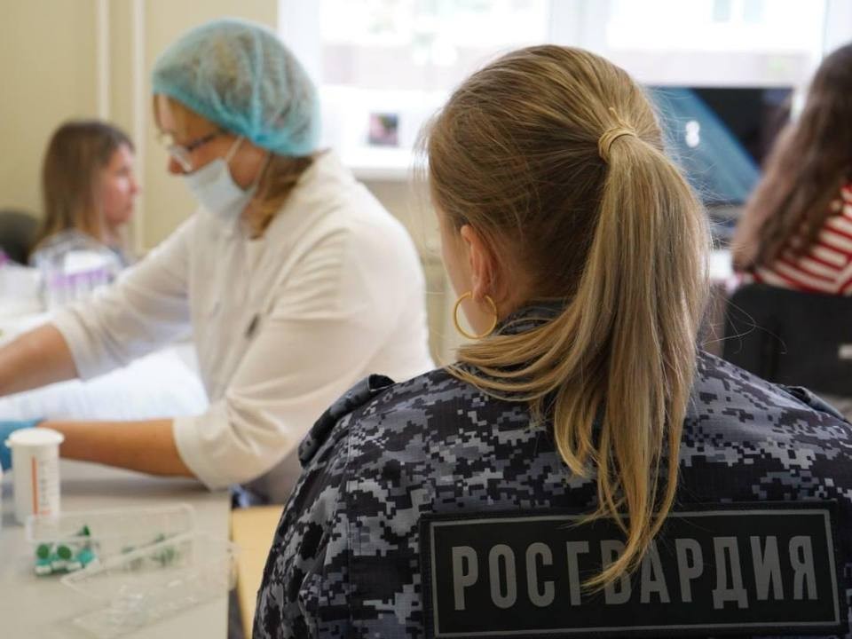 Росгвардейцы Подмосковья приняли участие в донорской акции «От сердца к сердцу»