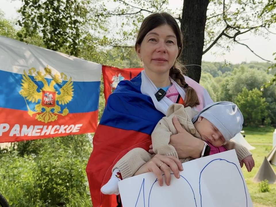 Мама месячного малыша организовала забег ко Дню России в Раменском
