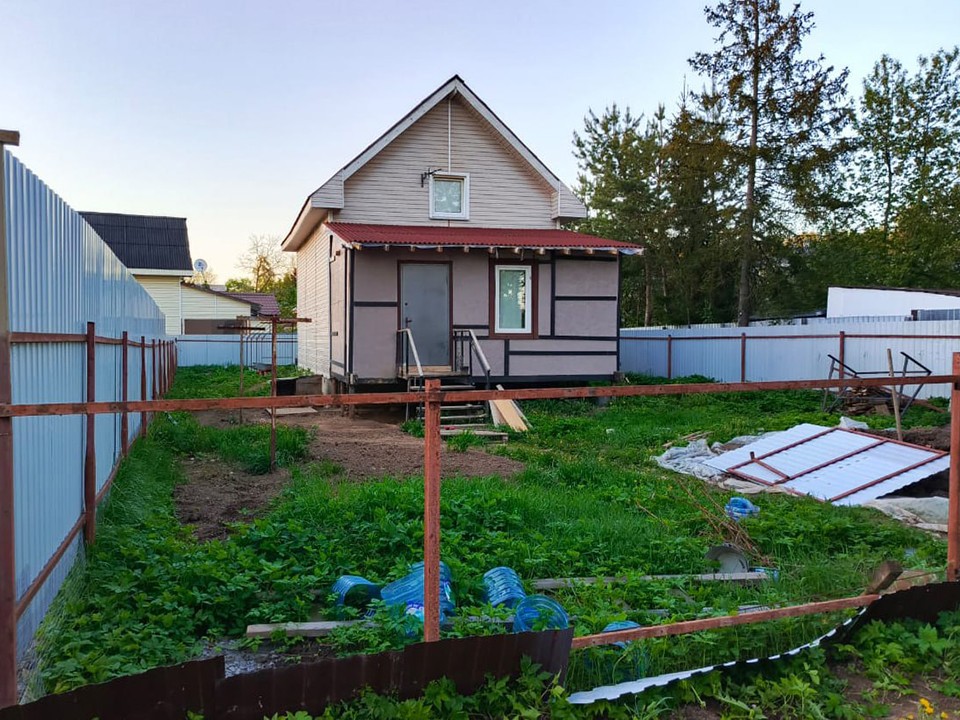 В Пушкино у должников по алиментам арестовали забор