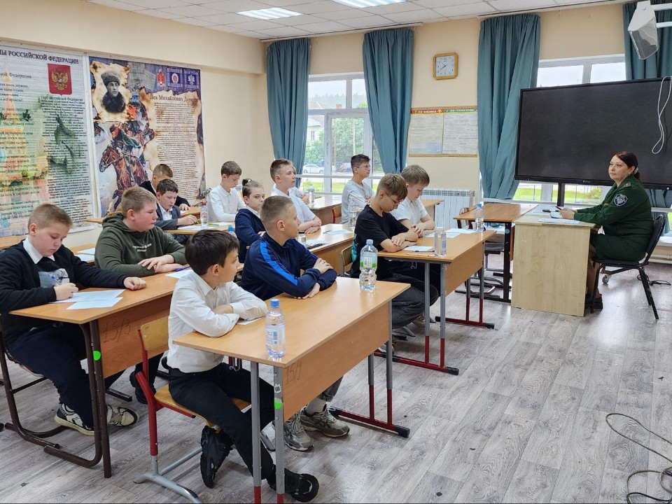 Будущие кадеты в Рузе сдают тестирование перед поступлением