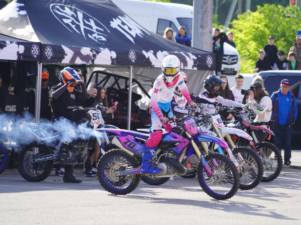 Мотофристайл-шоу FMX13 продолжает тур по Подмосковью