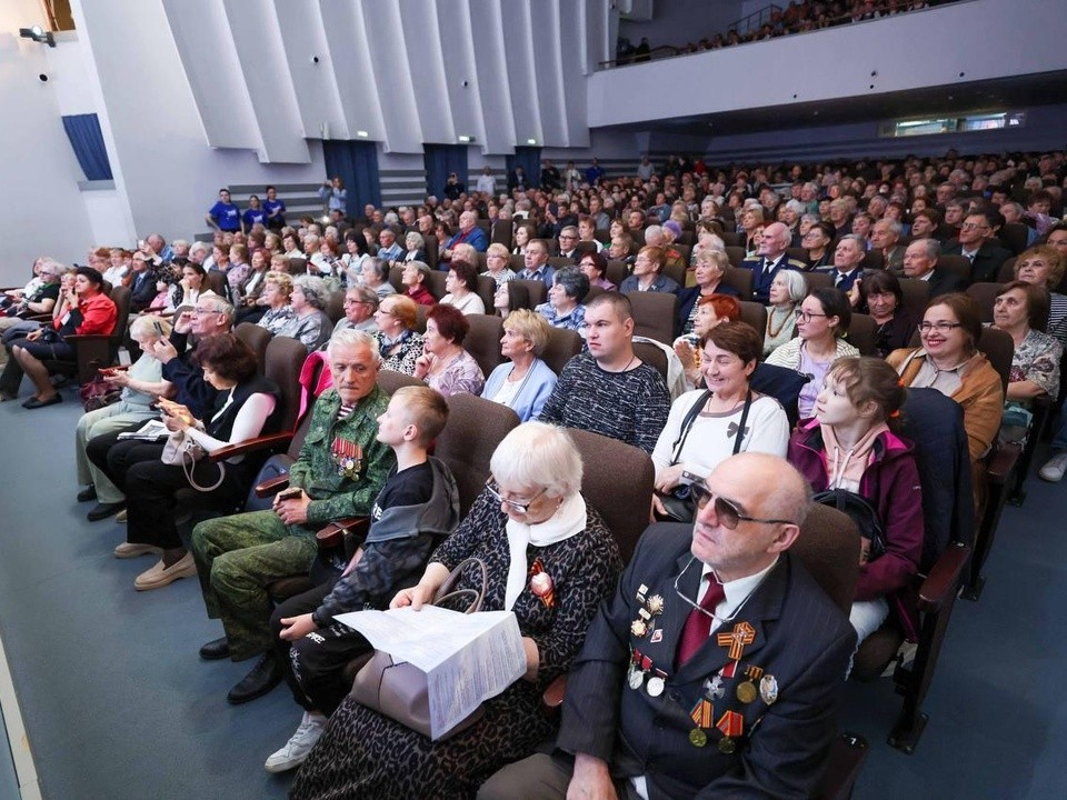 Свыше 800 зрителей посетили гала-концерт Творческого марафона ветеранов Подмосковья в Подольске