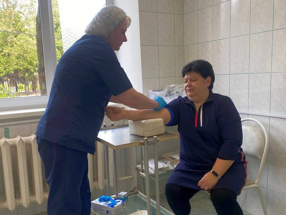 Преданность врачей и медсестер Лобни выбранному пути отметили в профпраздник
