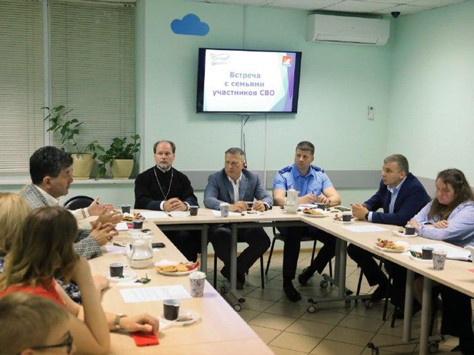 Центр помощи и мужские навыки для детей: какие инициативы предложили семьи военных из Долгопрудного