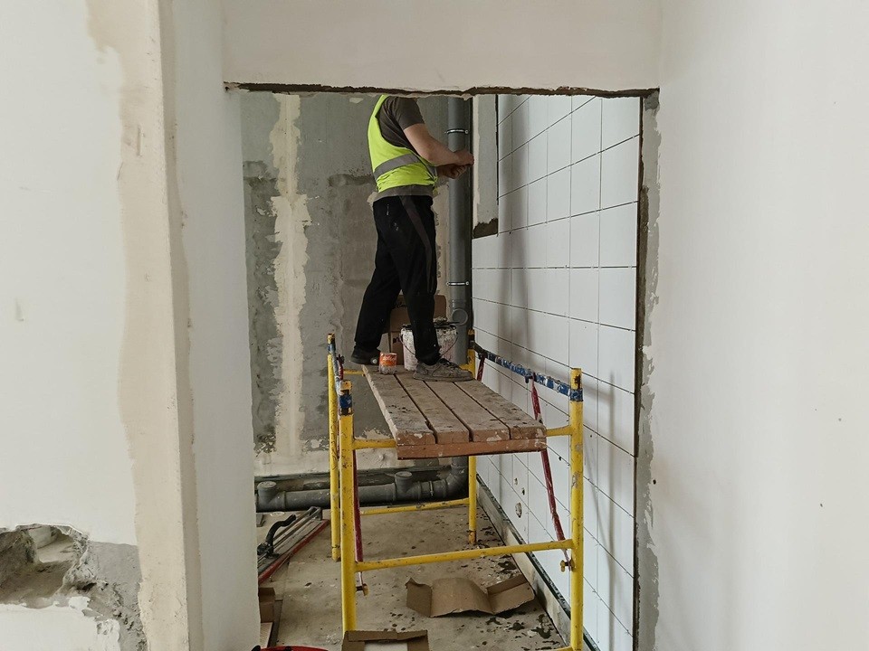 Капитальный ремонт детского сада в Радумле завершен на 50%