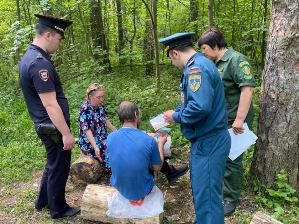 Пожарные и полицейские в Кашире вышли на патрулирование лесов