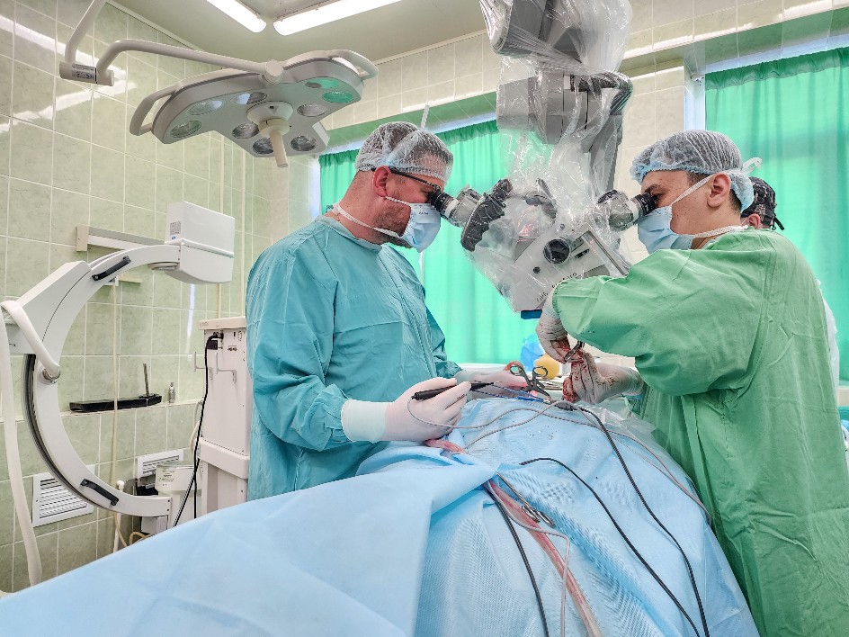 Медики Подмосковья получат премии до ₽300 тыс.