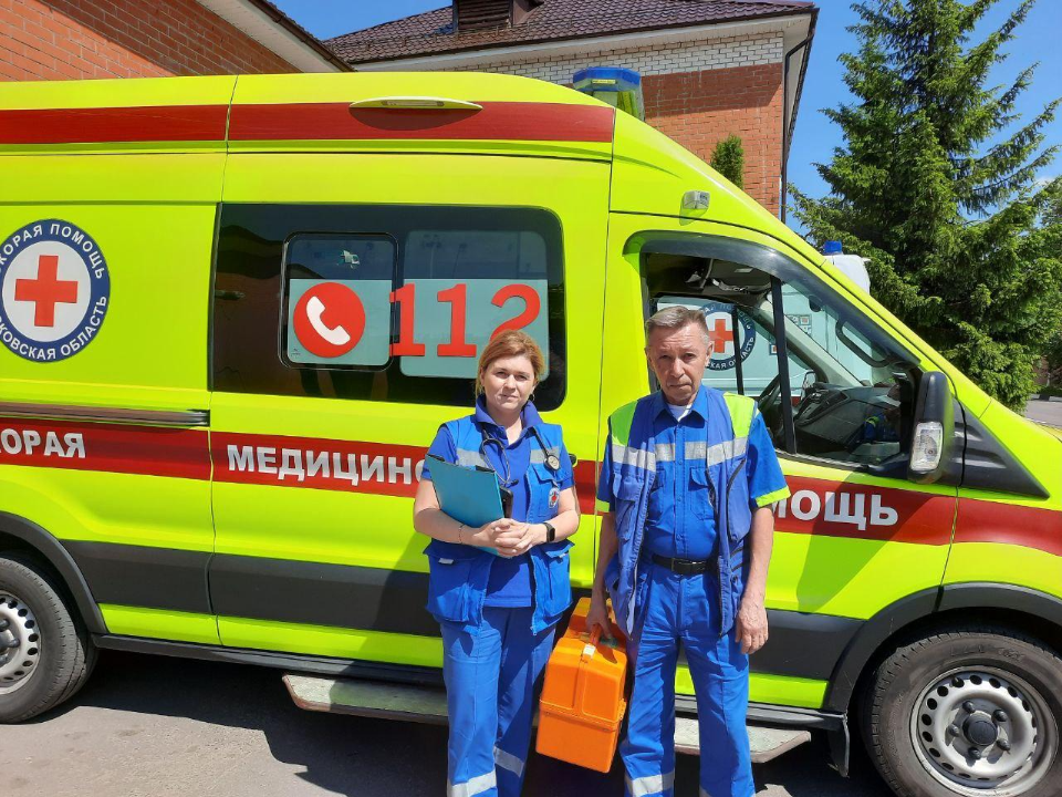 Подмосковные медики оказали помощь пациентке с аллергией на косметический крем