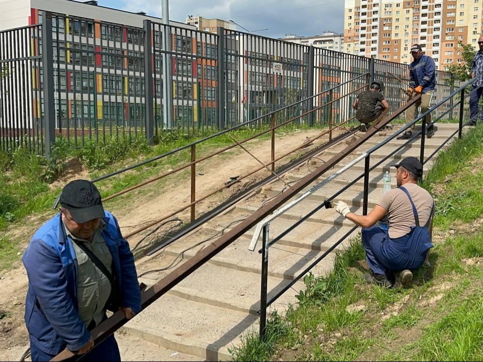 Пандус и перила обустроили в микрорайоне Южный по просьбам жителей
