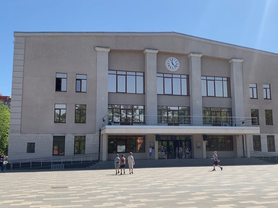 В городской библиотеке Власихи начали капитальный ремонт