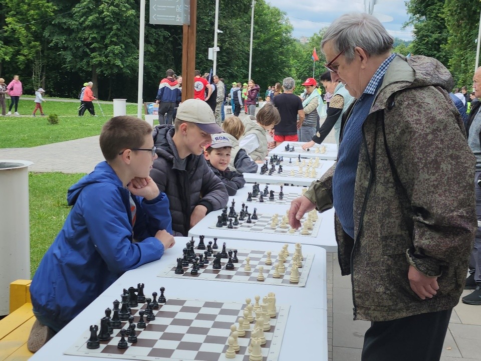 Спортсмен с 66 летним стажем удивил истринских любителей шахмат