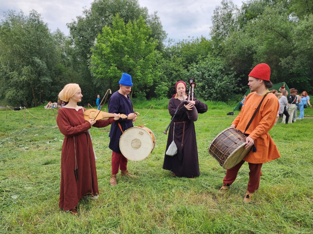 На фестивале в Раменском ожили звуки древних инструментов Византии и Средневековья