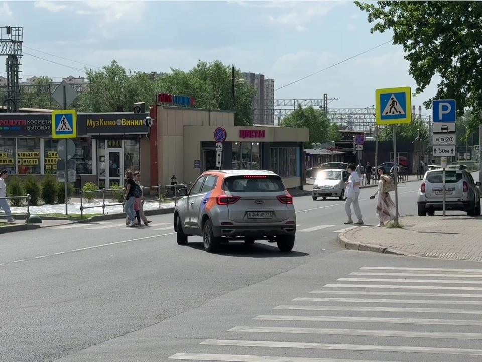 Светофоры и лежачие полицейские: в Реутове усилили работу по обеспечению безопасности на дорогах