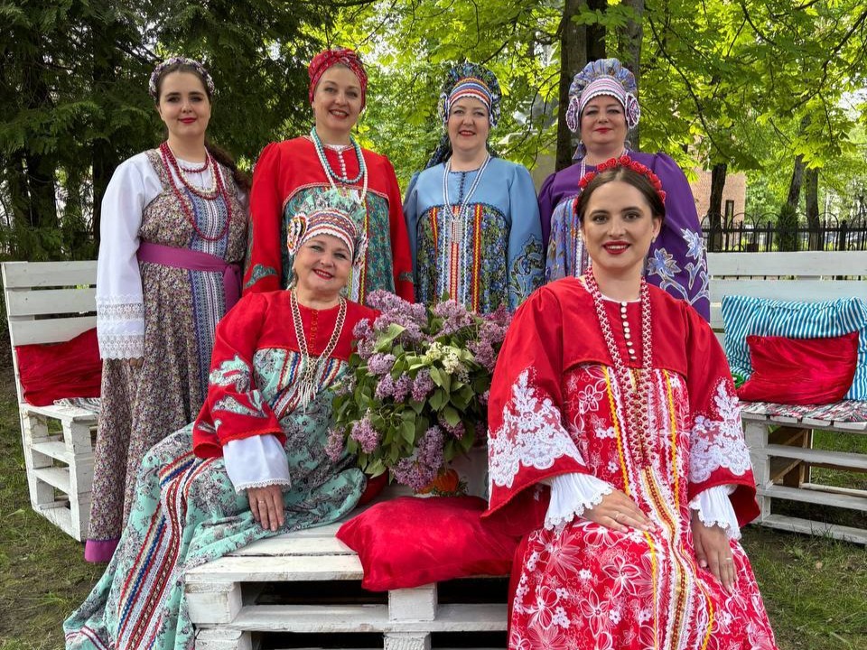 Ершовские «Кумушки» в очередной раз подтвердили звание народного коллектива