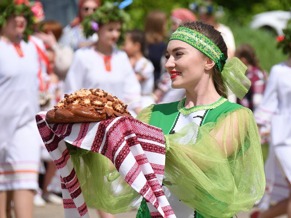 Душевно отметить праздник Троицы можно в Ступине