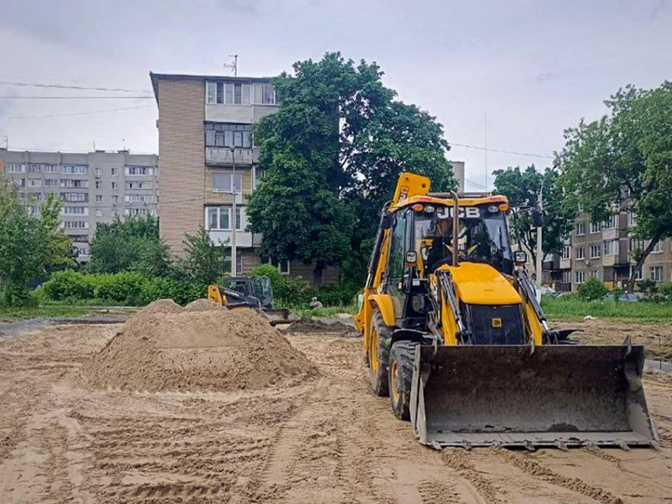 Где в Электростали модернизируют детские площадки, установленные по программе губернатора