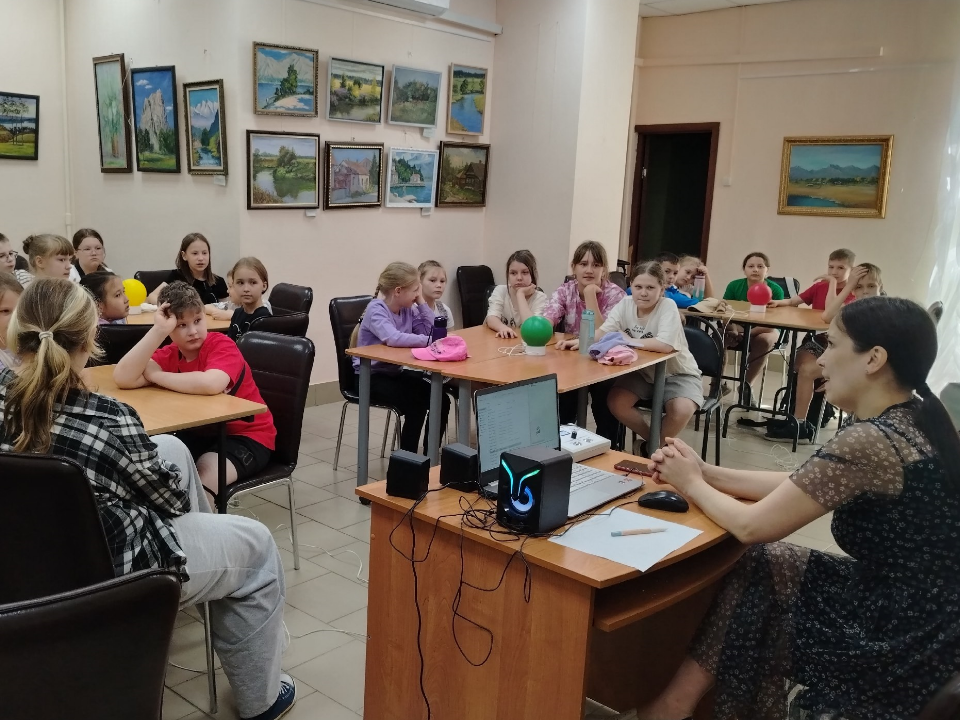 В летнем лагере прошла веселая викторина «Угадай мелодию!» для детей