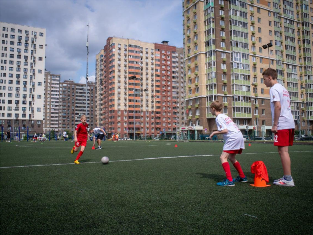 Юные спортсмены Люберец научатся играть в футбол по методикам «Спартака»